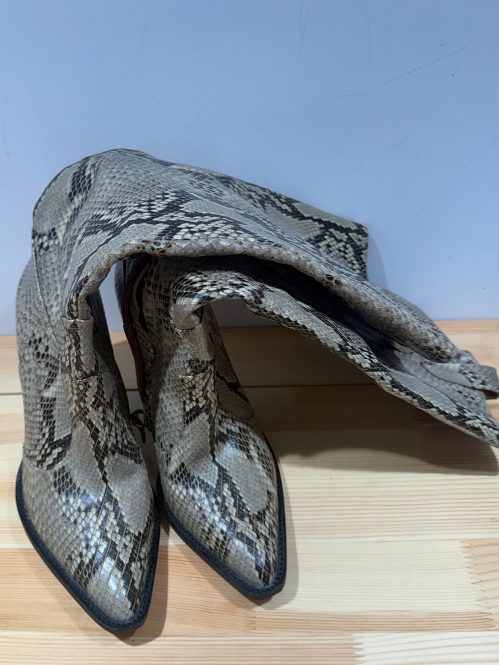 Alias Mae Westerly Knee High Boots Python Snake Leather Size EU 38 US 7.5-8 NWOB - Picture 7 of 15